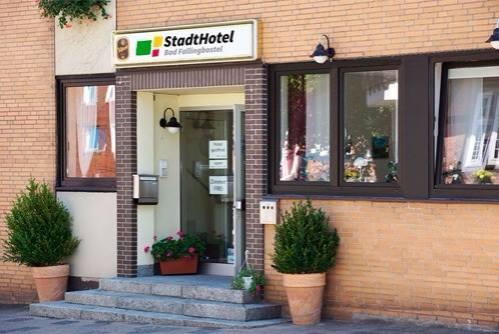 Stadthotel バート・ファリングボステル エクステリア 写真
