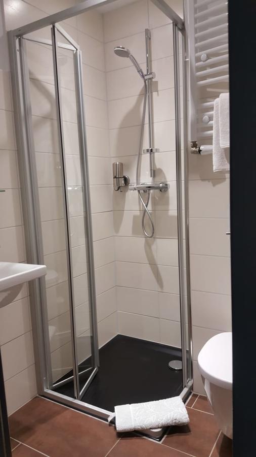 Stadthotel バート・ファリングボステル エクステリア 写真